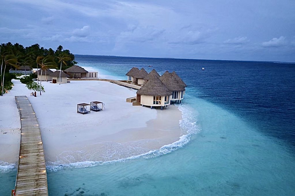 馬爾地夫洲際度假村沙灘屋與水上屋