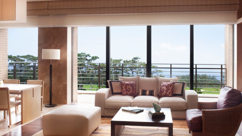 沖繩麗思卡爾頓飯店 (The Ritz-Carlton, Okinawa)