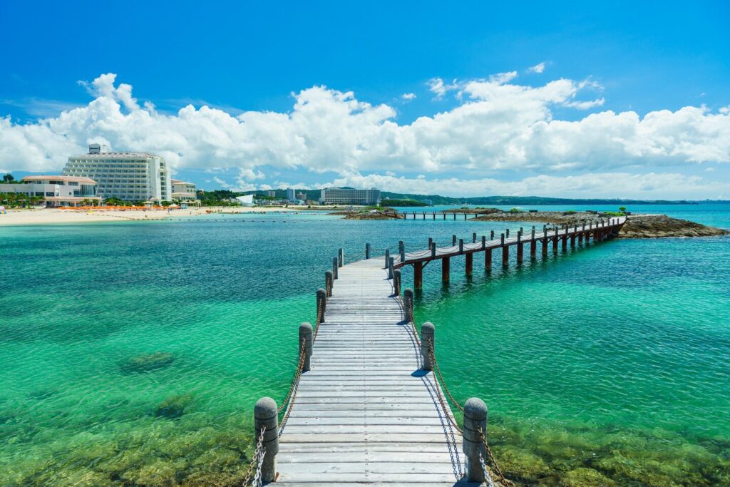喜來登沖繩聖瑪莉娜海濱度假村 (Sheraton Okinawa Sunmarina Resort)