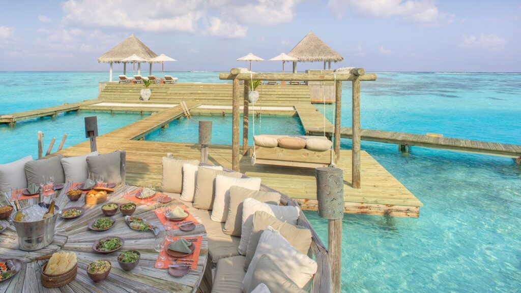馬爾地夫滑水道度假村,水上屋泳池別墅+海上溜滑梯 整個海洋都是你的海上樂園