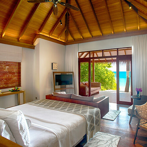 Baros Deluxe Beach Villa 臥室與戶外花園