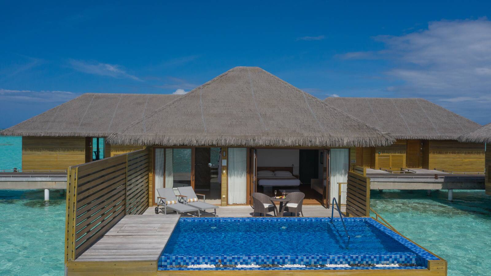Cocoon Maldives 私人泳池水上別墅