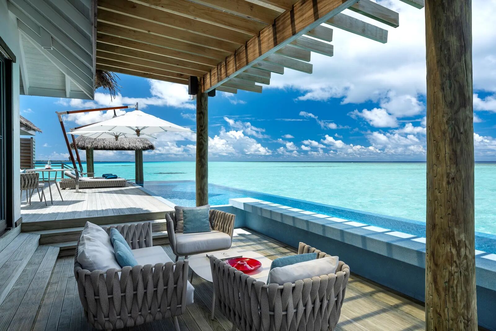 NIVA Velassaru Water Suite 水上泳池露台