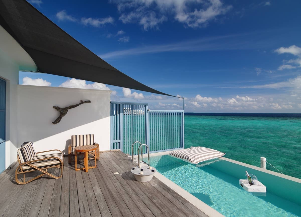 Lagoon House 潟湖別墅的露台與泳池