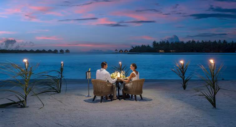 Naladhu Maldives 海灘雙人私人晚餐