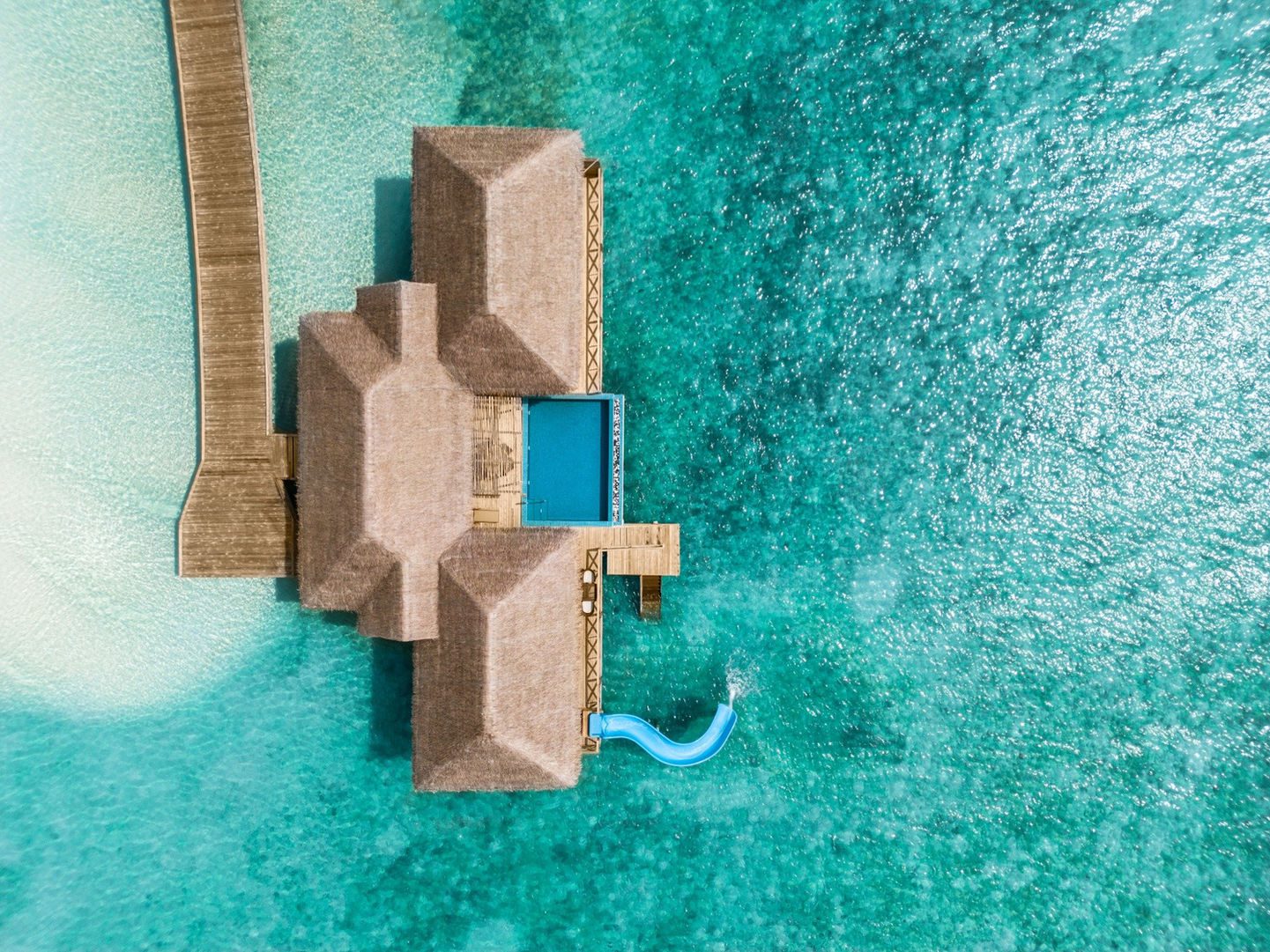 滑水道水上別墅