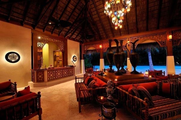 The Ottoman Lounge 雪茄廳