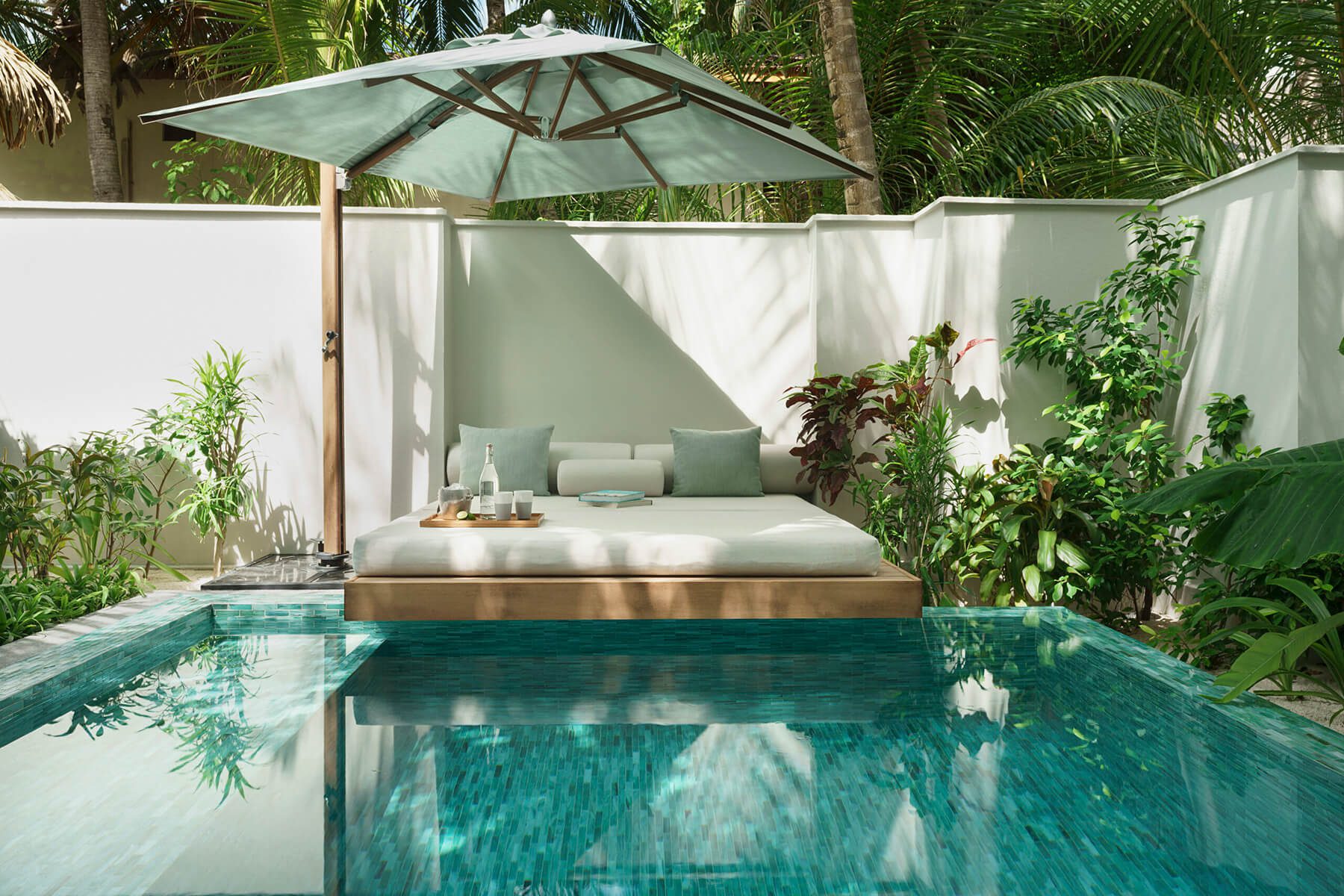 Deluxe Beach Bungalow with Pool 豪華沙灘泳池別墅