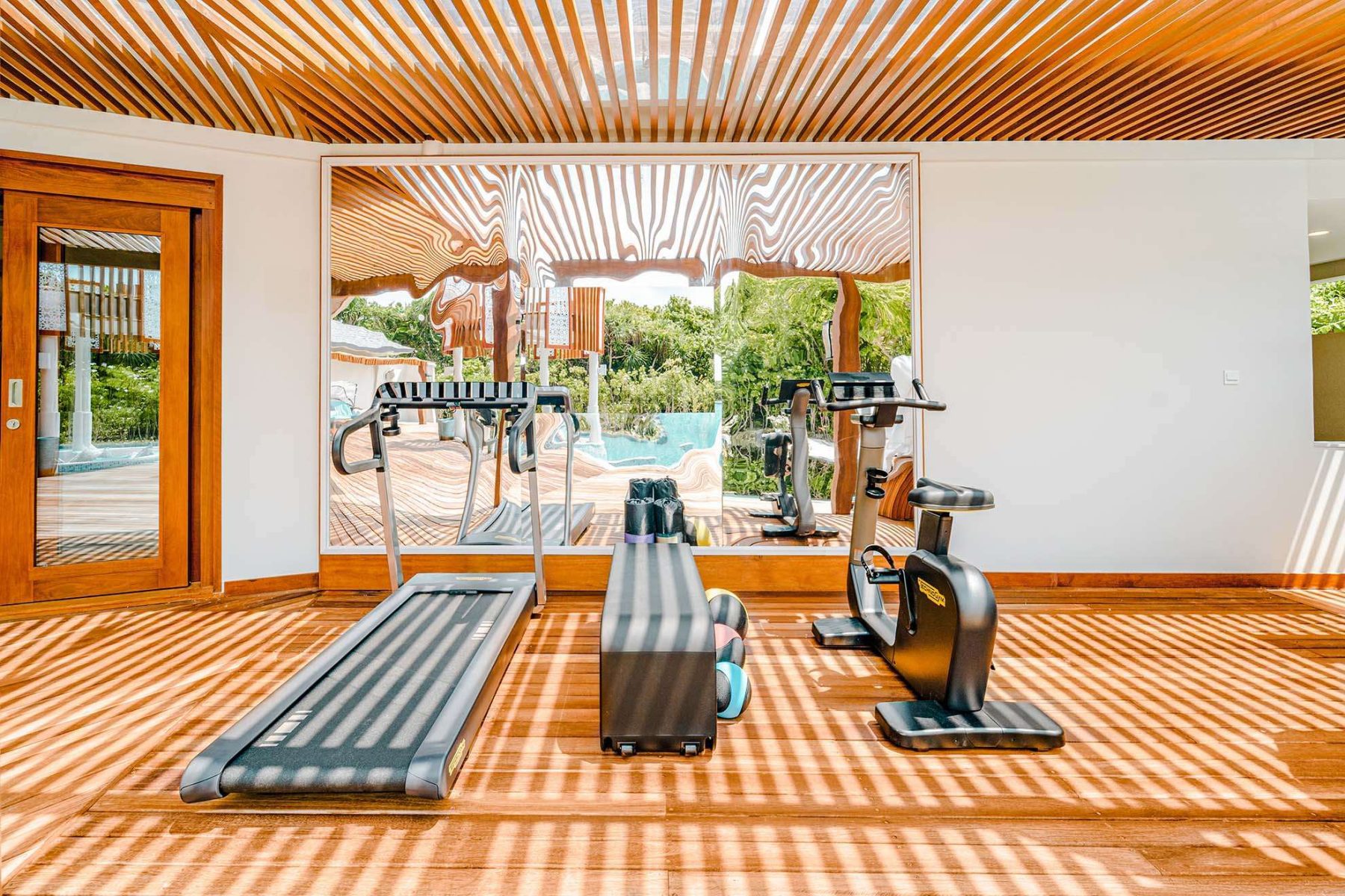 Beach Pool Villa 海濱泳池別墅