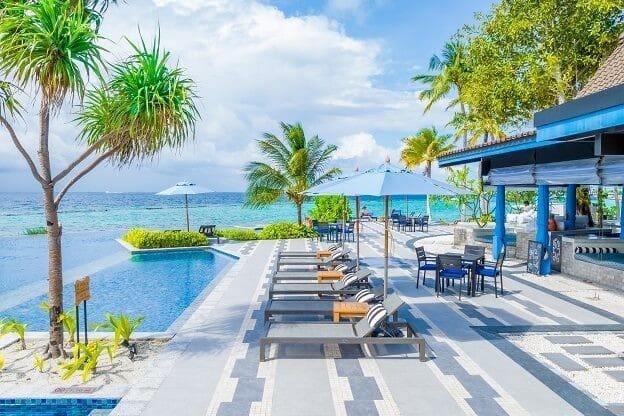 Pool Bar 池畔酒吧
