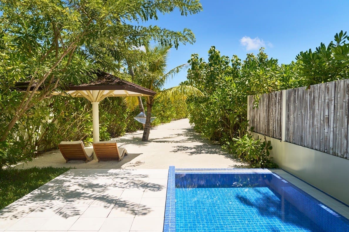 Romantic Beach Villa with Pool 浪漫沙灘泳池別墅
