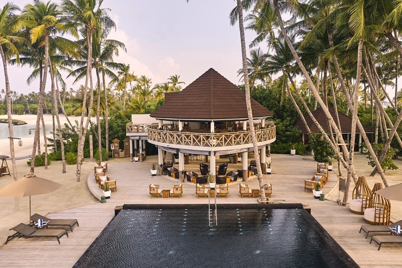ROMANCE BAR 浪漫泳池酒吧