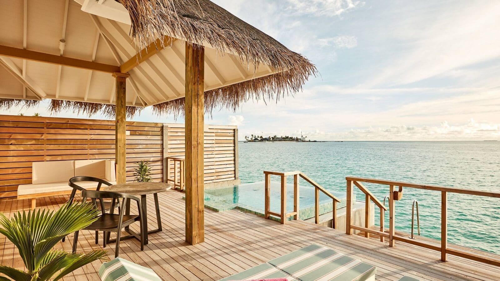 Ocean Villa with Pool 海洋泳池套房