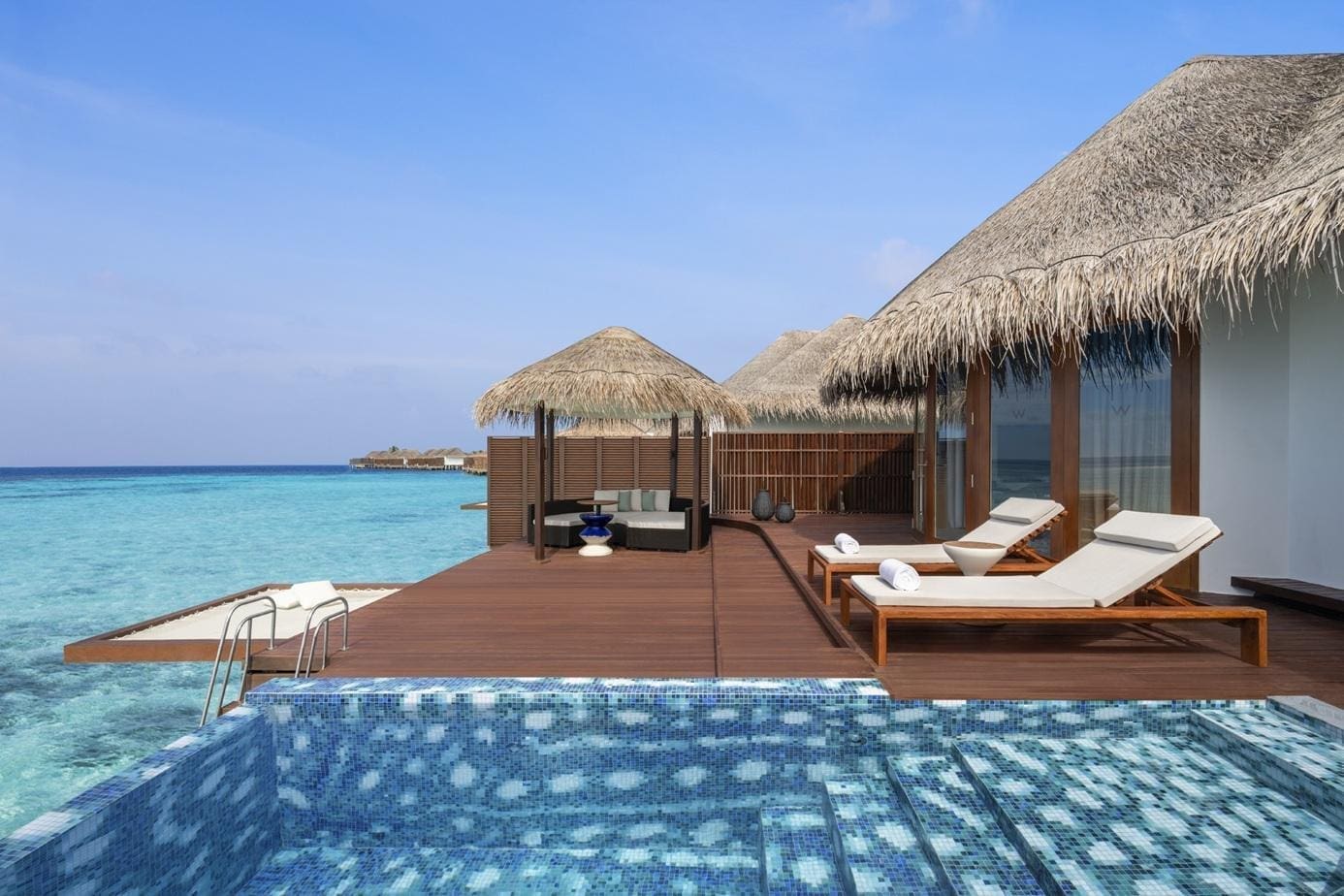 Superior Overwater One-Bedroom Villa 海上泳池別墅