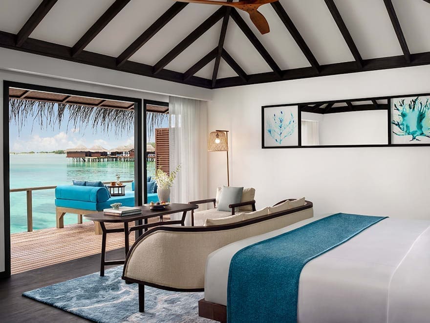 Over Water Villa 海上別墅臥室