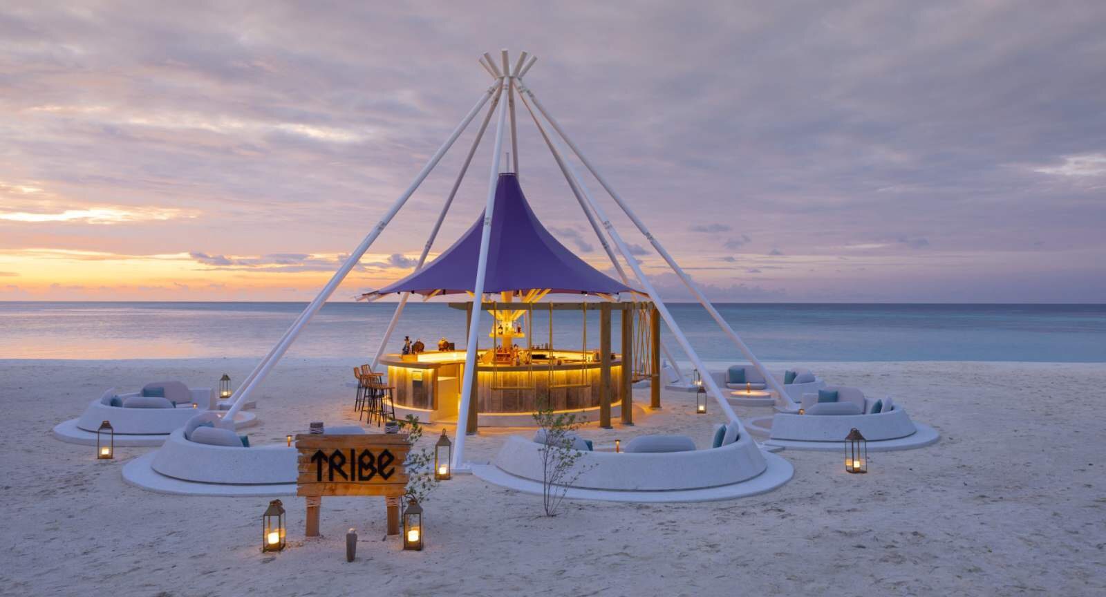 Avani+ Fares Maldives Avani Tribe Bar