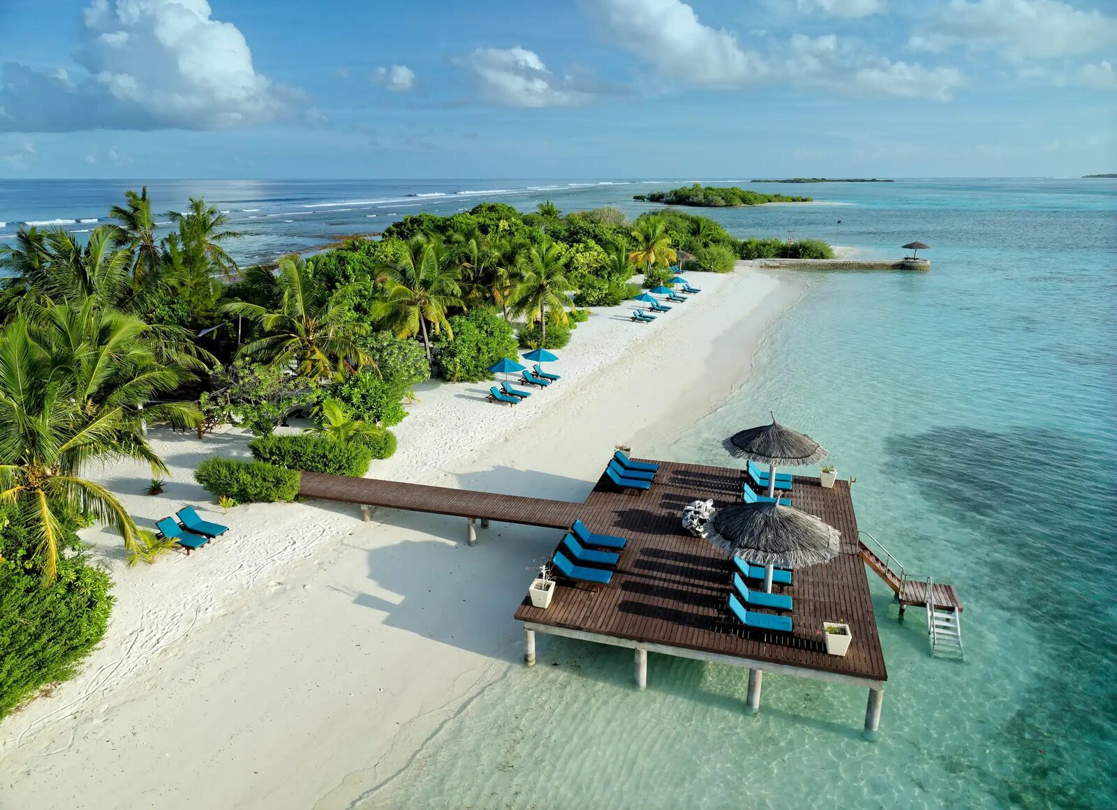 Canareef Resort Maldives Beach Bar 海灘空拍