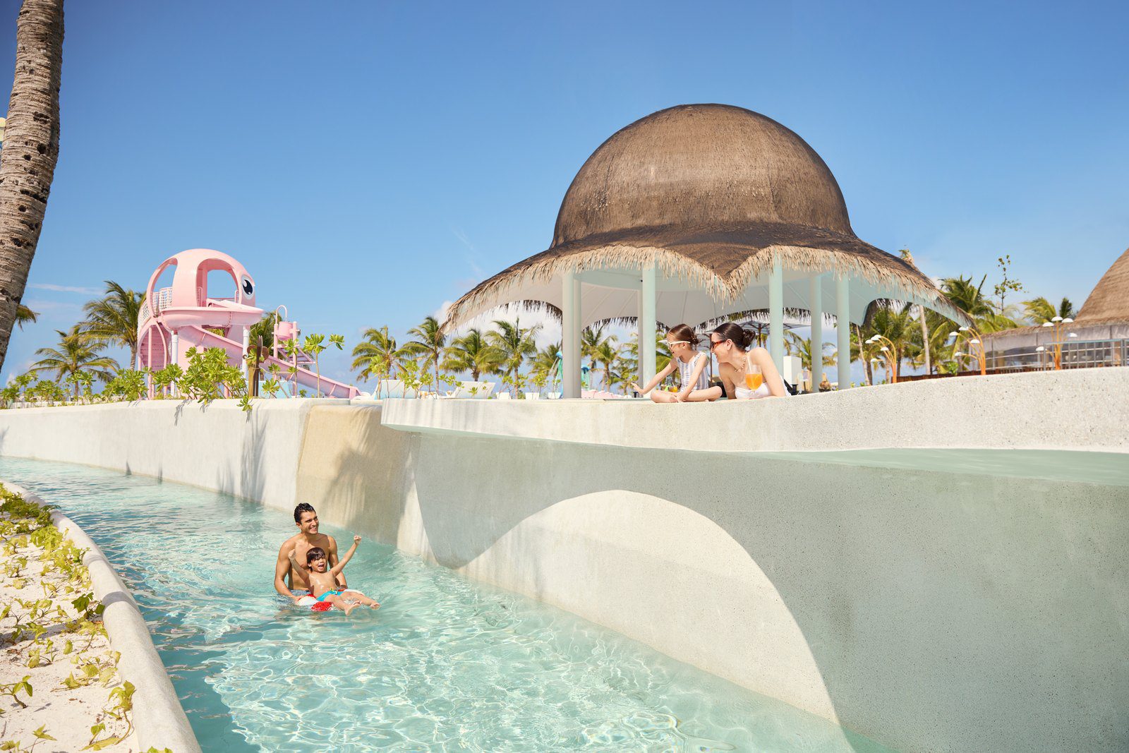 Centara Mirage Lagoon Maldives 親子漂漂河