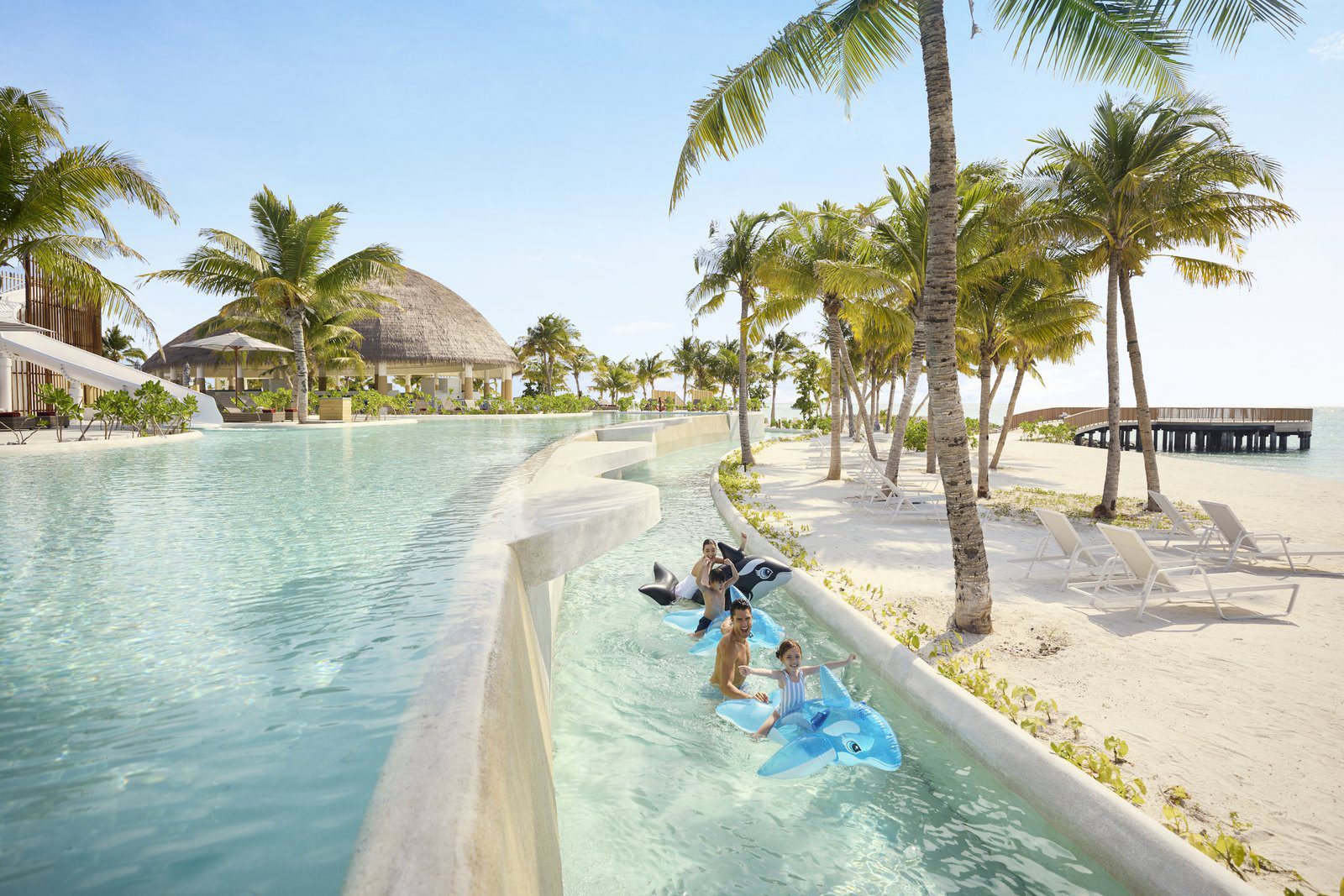 Centara Mirage Lagoon Maldives 漂漂河全景