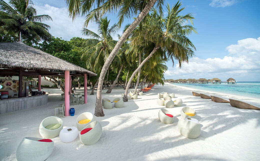 Club Med 卡尼島海灘用餐景觀