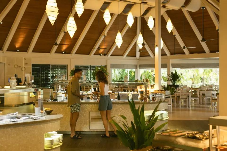 NIVA Kurumba Maldives Vihamanaa 自助餐廳
