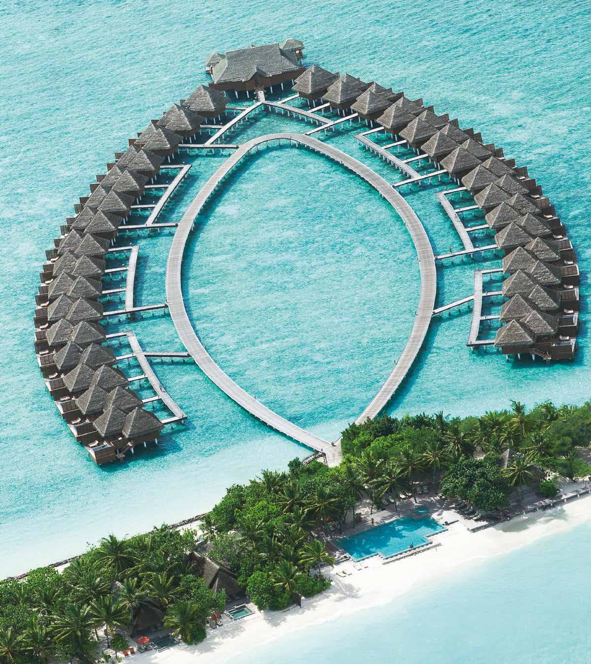 Taj Exotica Maldives 潟湖與水上 Villa 空拍