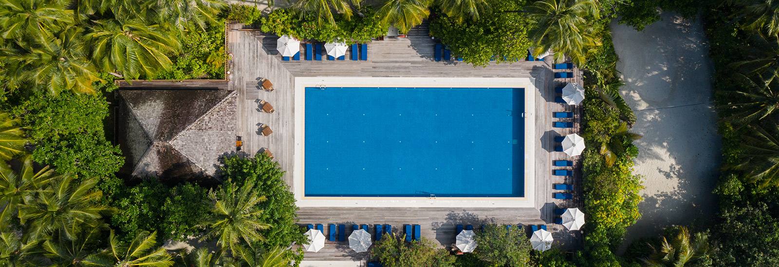 Vilamendhoo 泳池