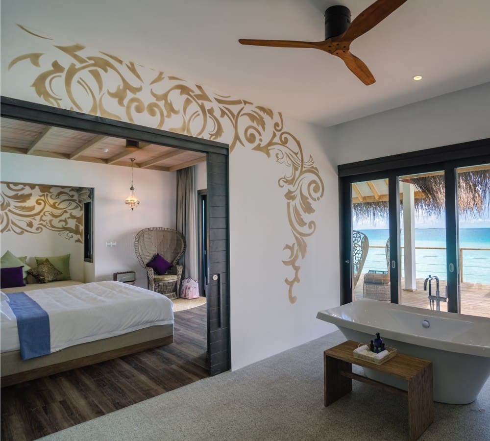 Beach Villa 的臥室與浴缸