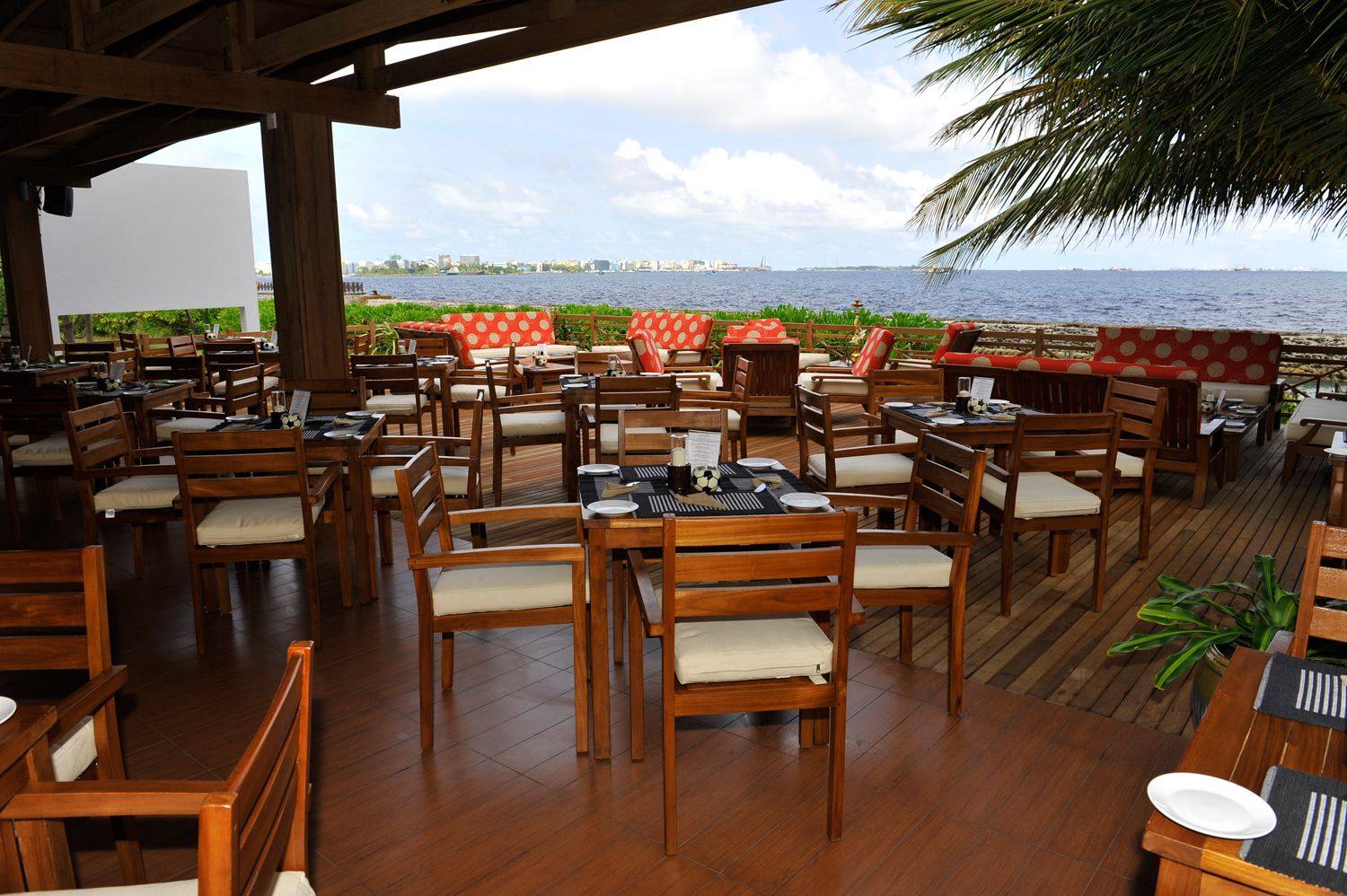 Hulhule Island Hotel 官方實景