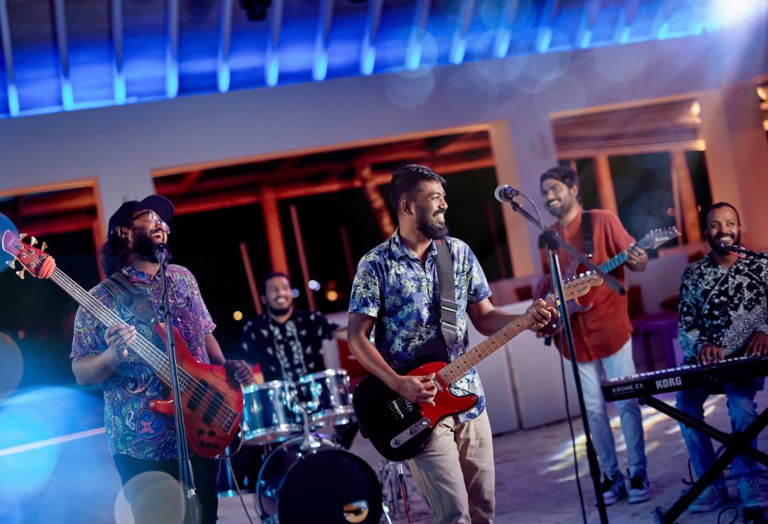 馬爾地夫坎迪瑪度假村 Kandima Maldives 夜晚 LIVE BAND