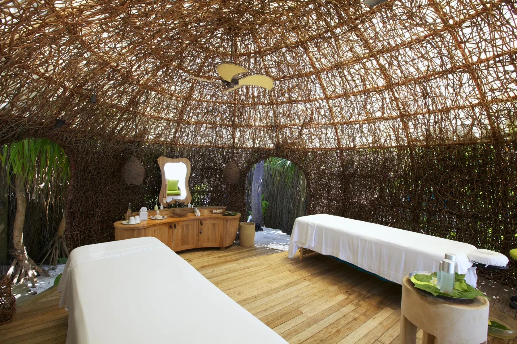 沙灘巢狀 SPA 理療室