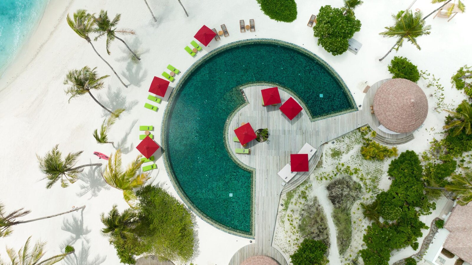 Meliá Whale Lagoon Maldives 主泳池空拍