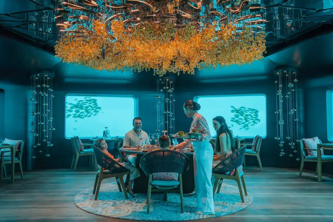 Meyyafushi Maldives Bubble 海底餐廳與海洋窗景