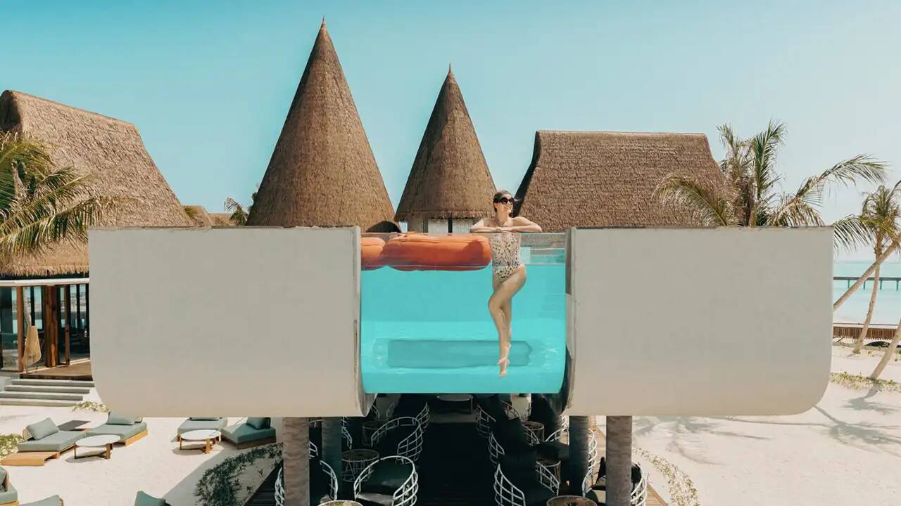 Meyyafushi Maldives Sky Lounge 玻璃底無邊際泳池