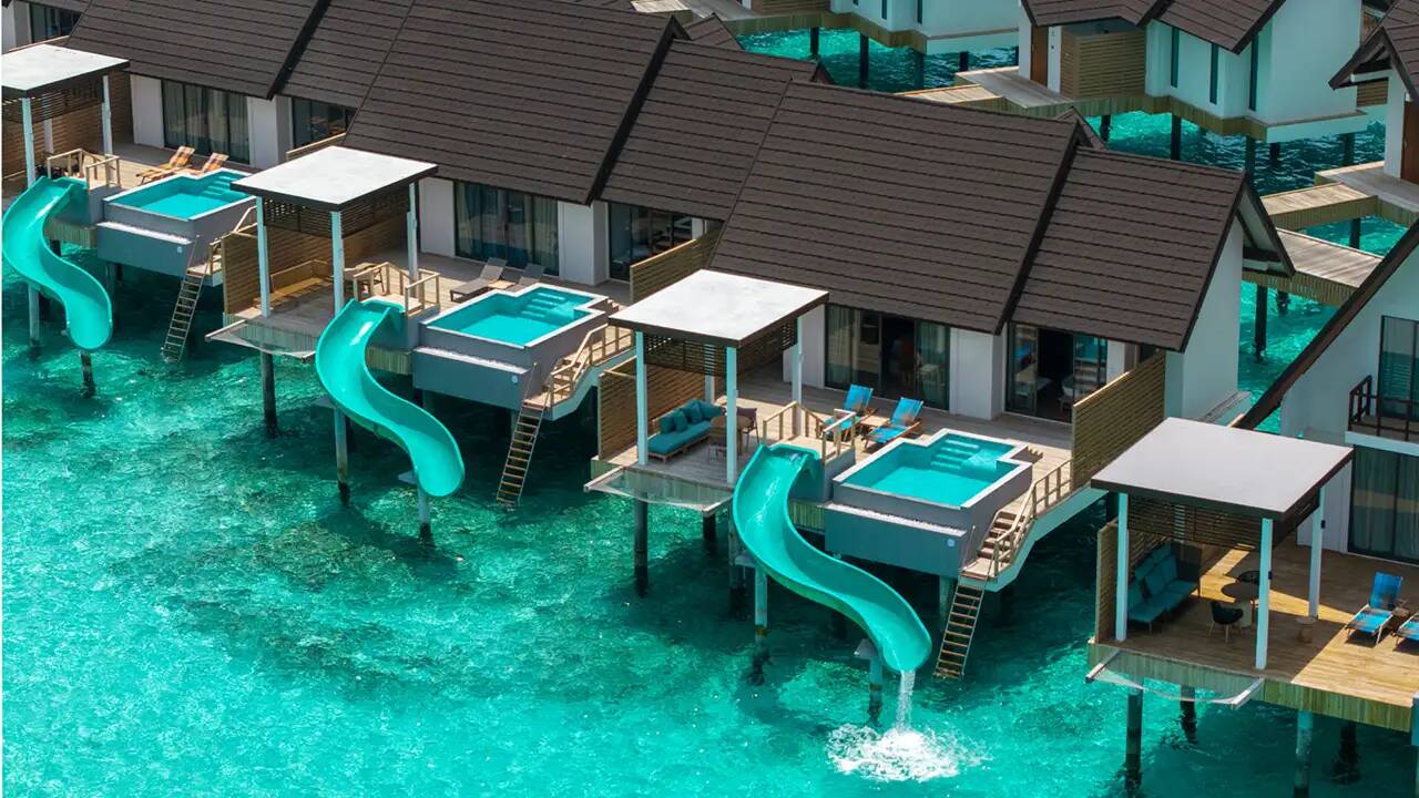 Meyyafushi Maldives Water Pool Villa with Slide 滑水道水上別墅