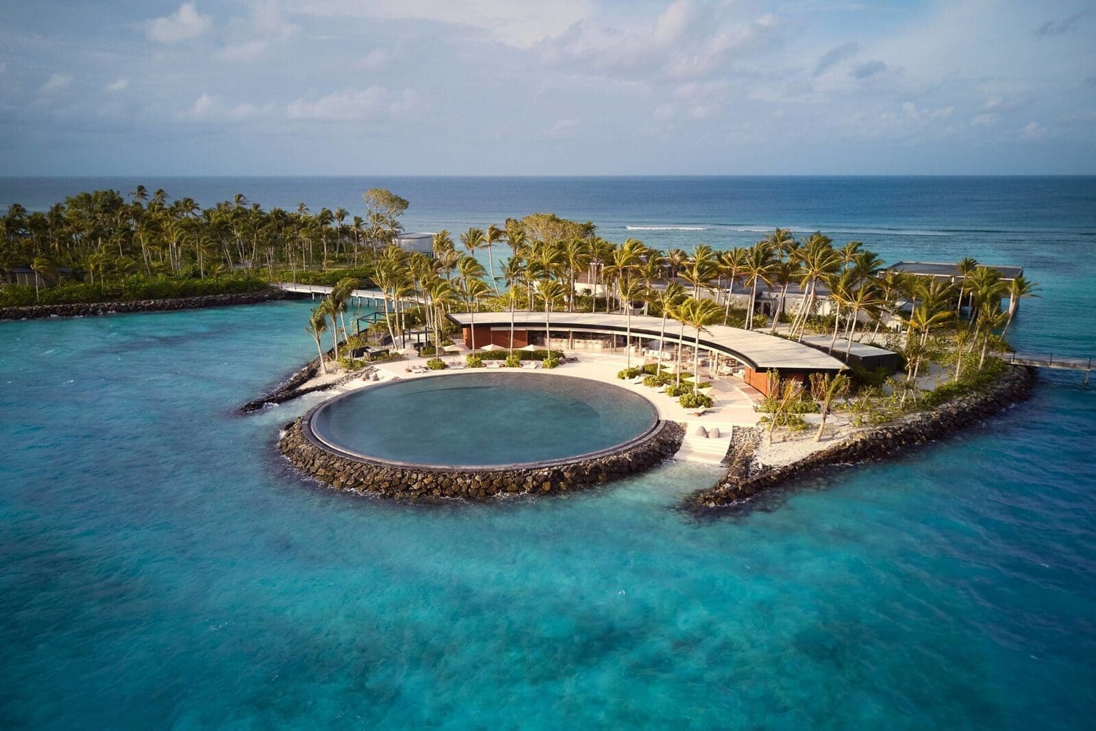 Fari Islands 的環形建築空拍