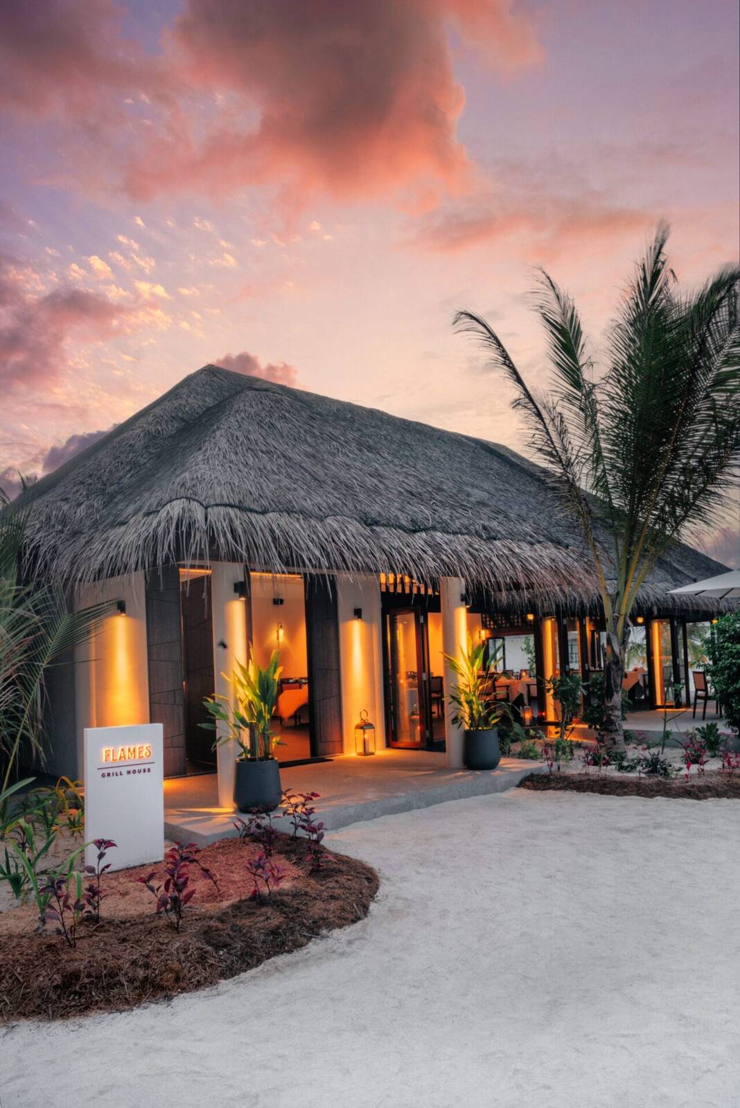 Nova Maldives Flames 炭烤餐廳