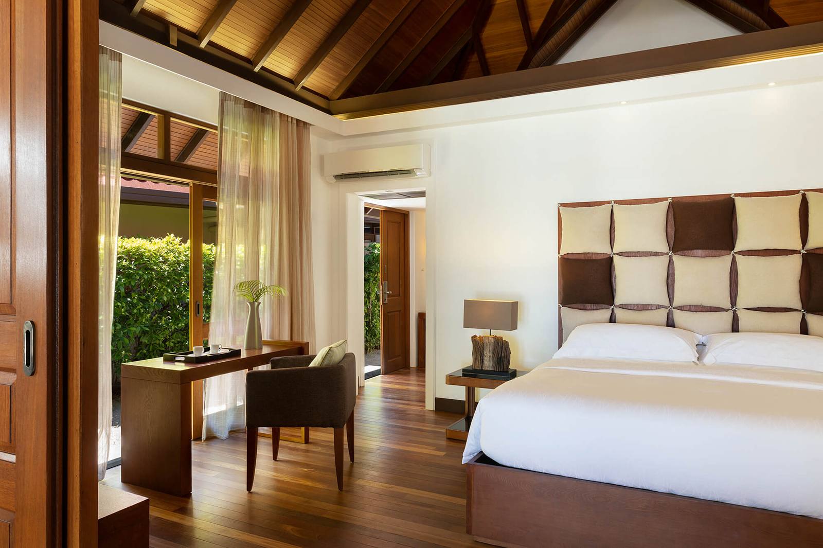 NIVA Kurumba Maldives Beach Villa