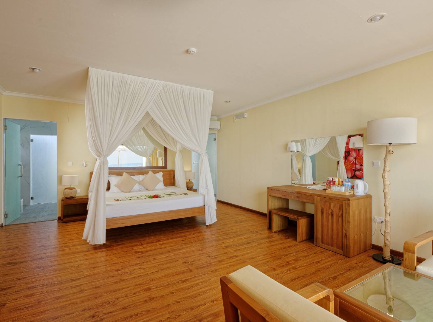 Angaga Premium Water Bungalow 臥室