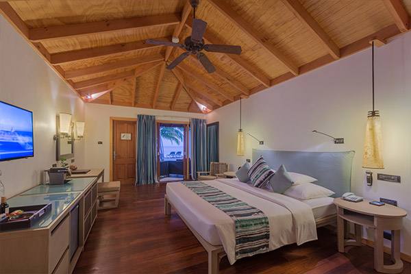 Vilamendhoo Romantic Beachfront Villa 成人沙灘別墅