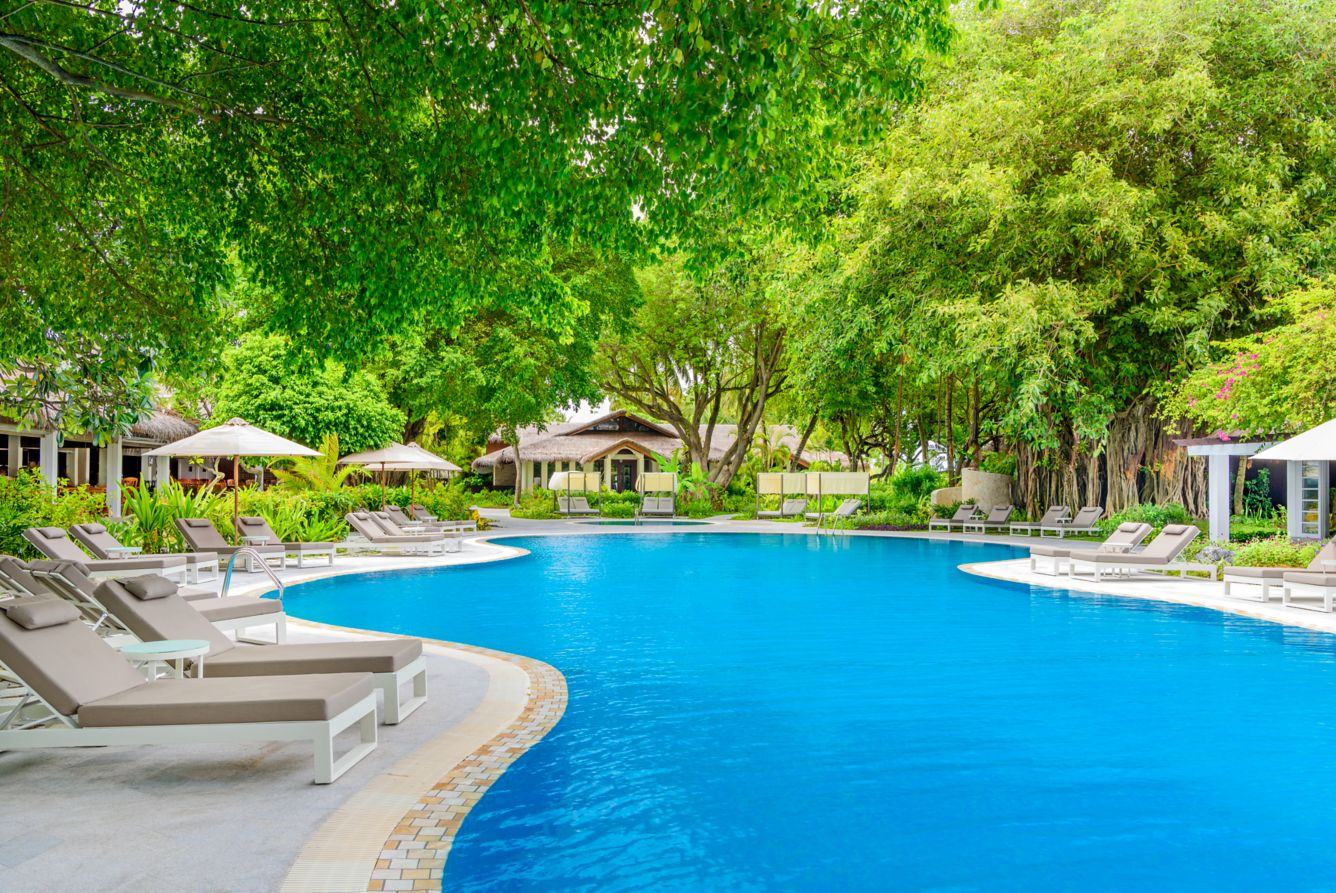 馬爾地夫喜來登滿月島 Sheraton Maldives Full Moon Resort & Spa 泳池與日光甲板