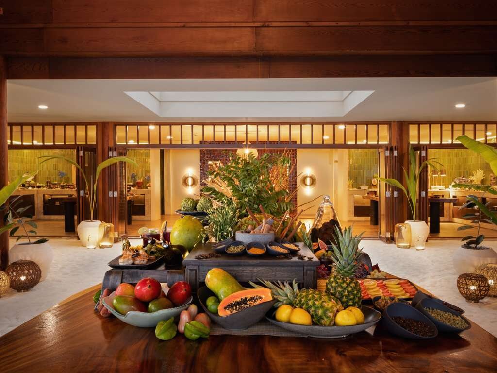 V Villas Maldives at Mirihi 早餐餐檯