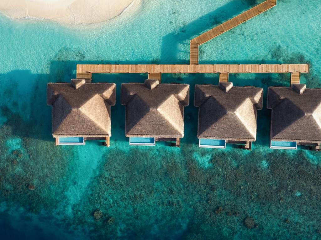 V Villas Maldives at Mirihi 水上別墅空拍