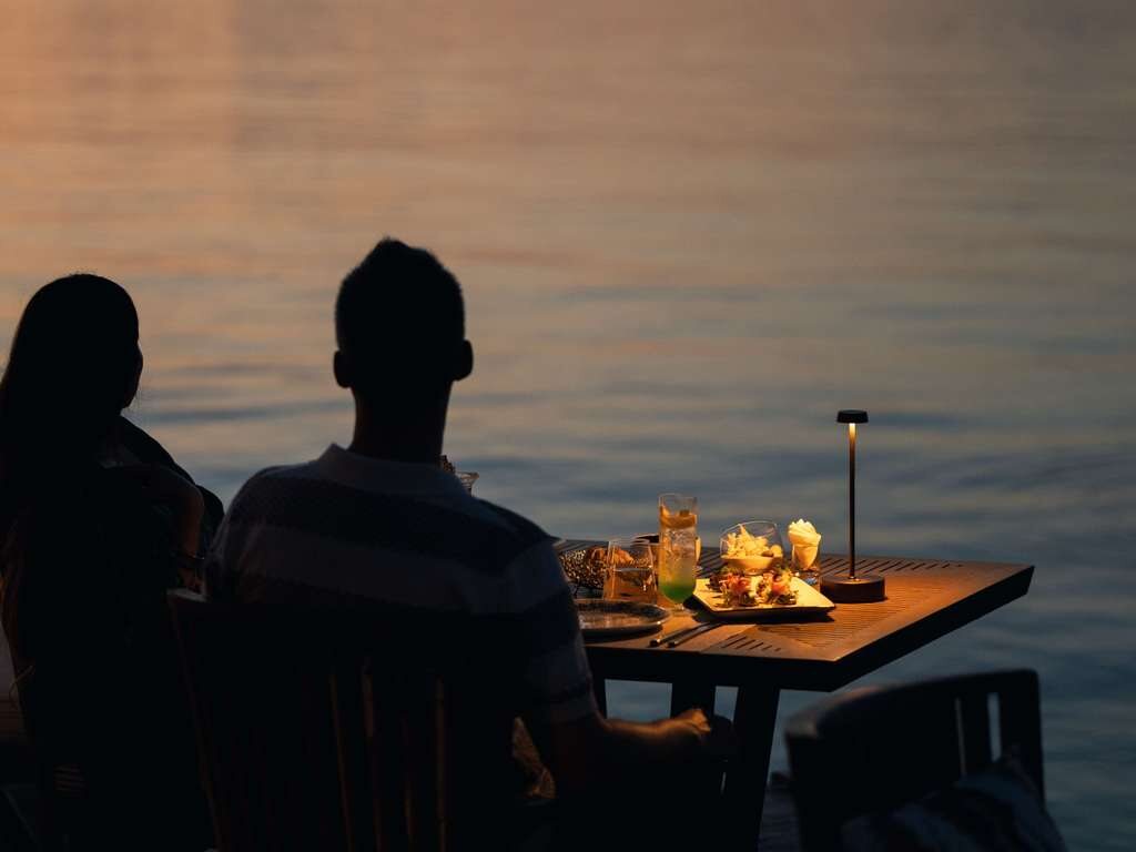 V Villas Maldives at Mirihi 海上私人晚餐