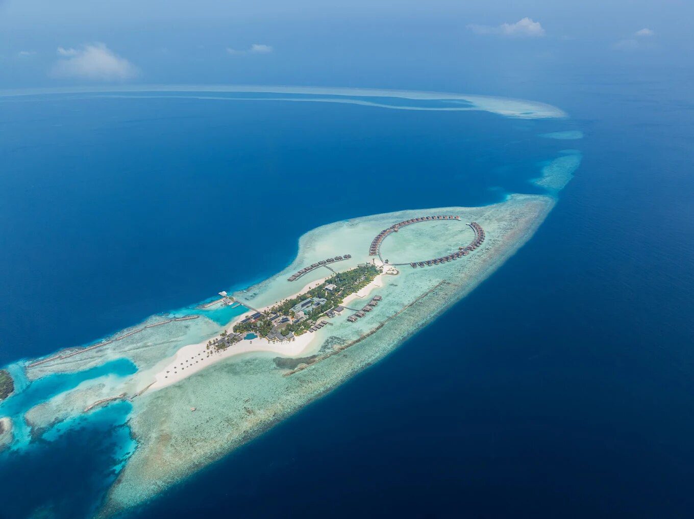 Veligandu Maldives Resort Island 全島與屋礁空拍