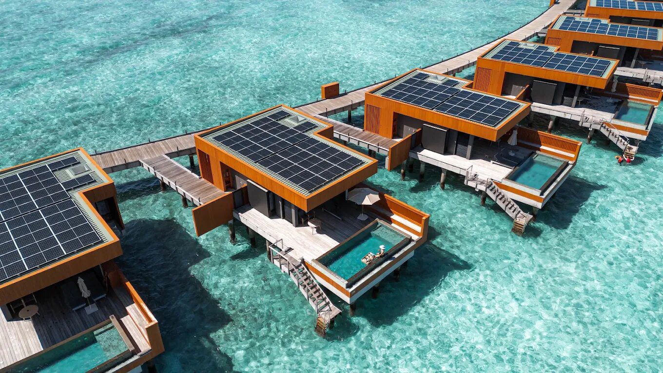 Veligandu Maldives Resort Island Ocean Pool Villas 空拍