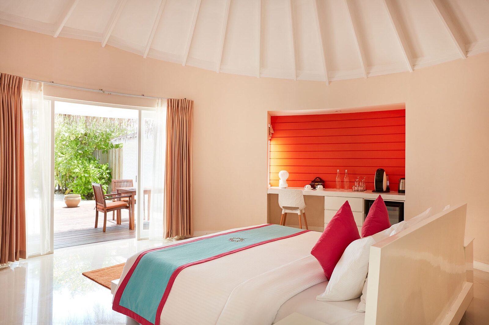 Sun Siyam Vilu Reef Beach Villa