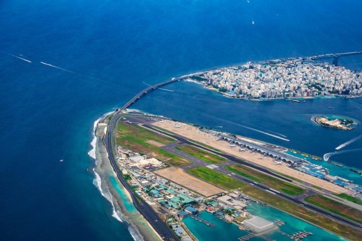馬爾地夫機場到馬列交通攻略|計程車、渡輪怎麼搭?轉機空檔也能玩馬列