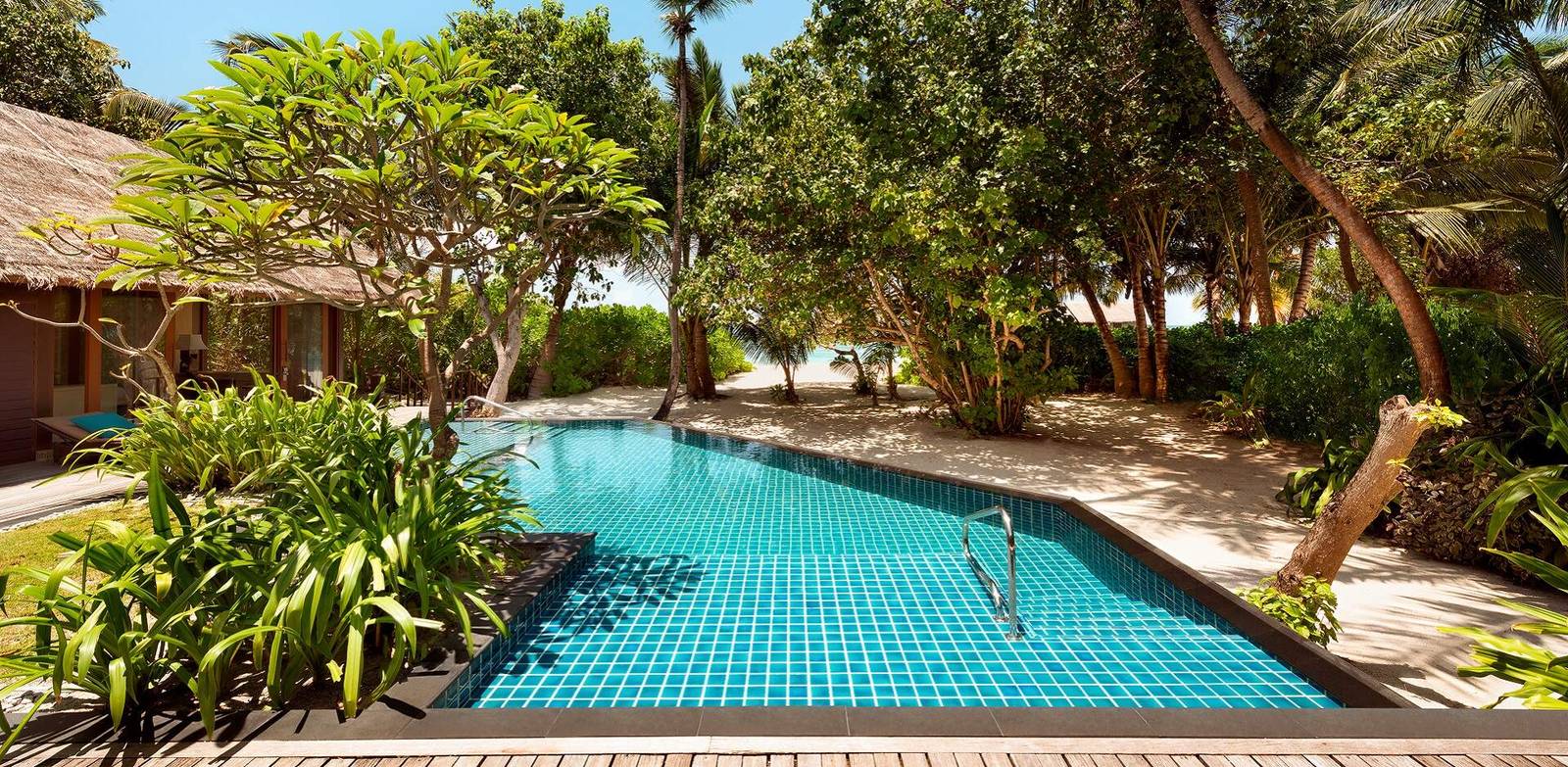 Shangri-La Villingili 沙灘別墅私人泳池與庭園