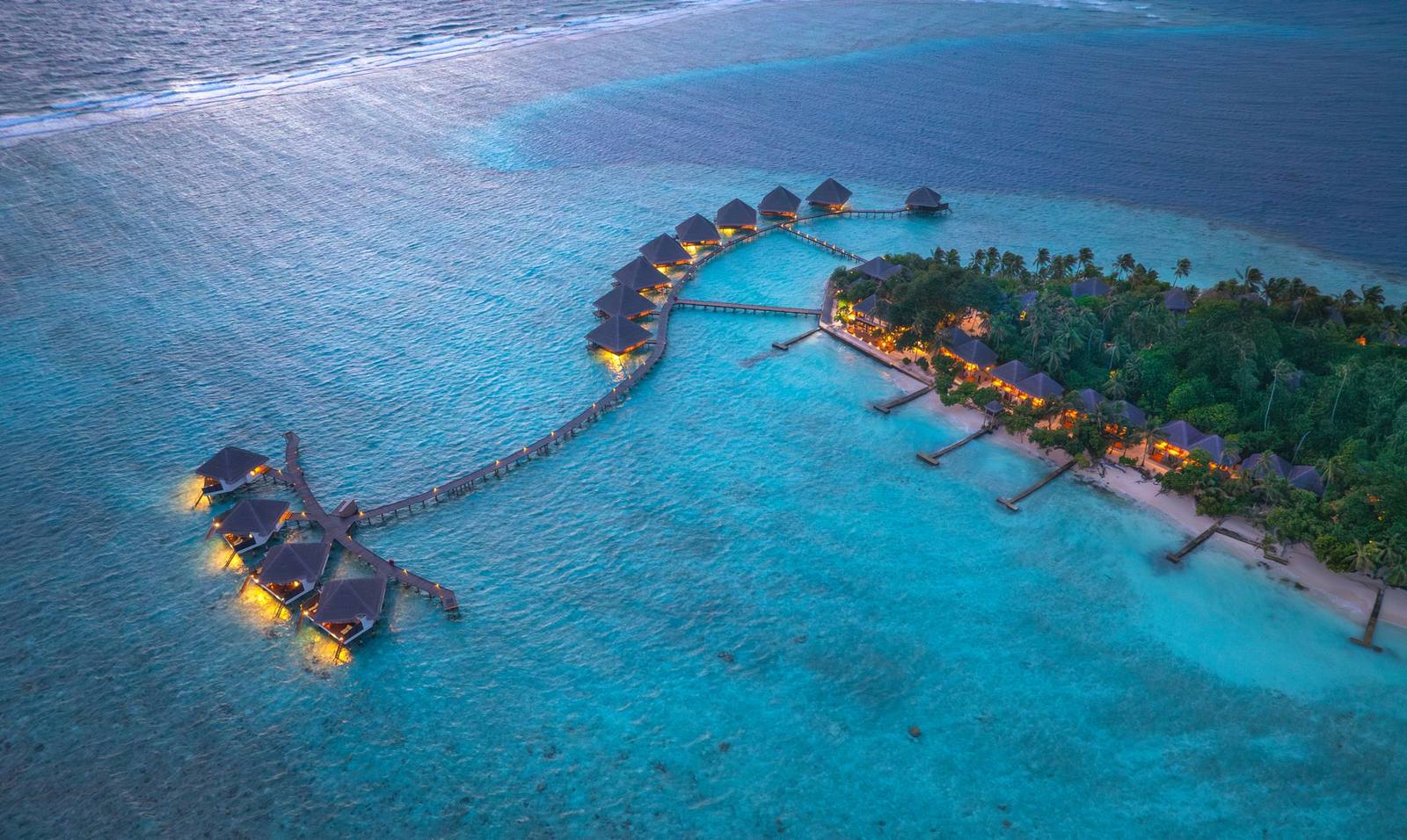 Adaaran Club Rannalhi 黃昏島嶼空拍